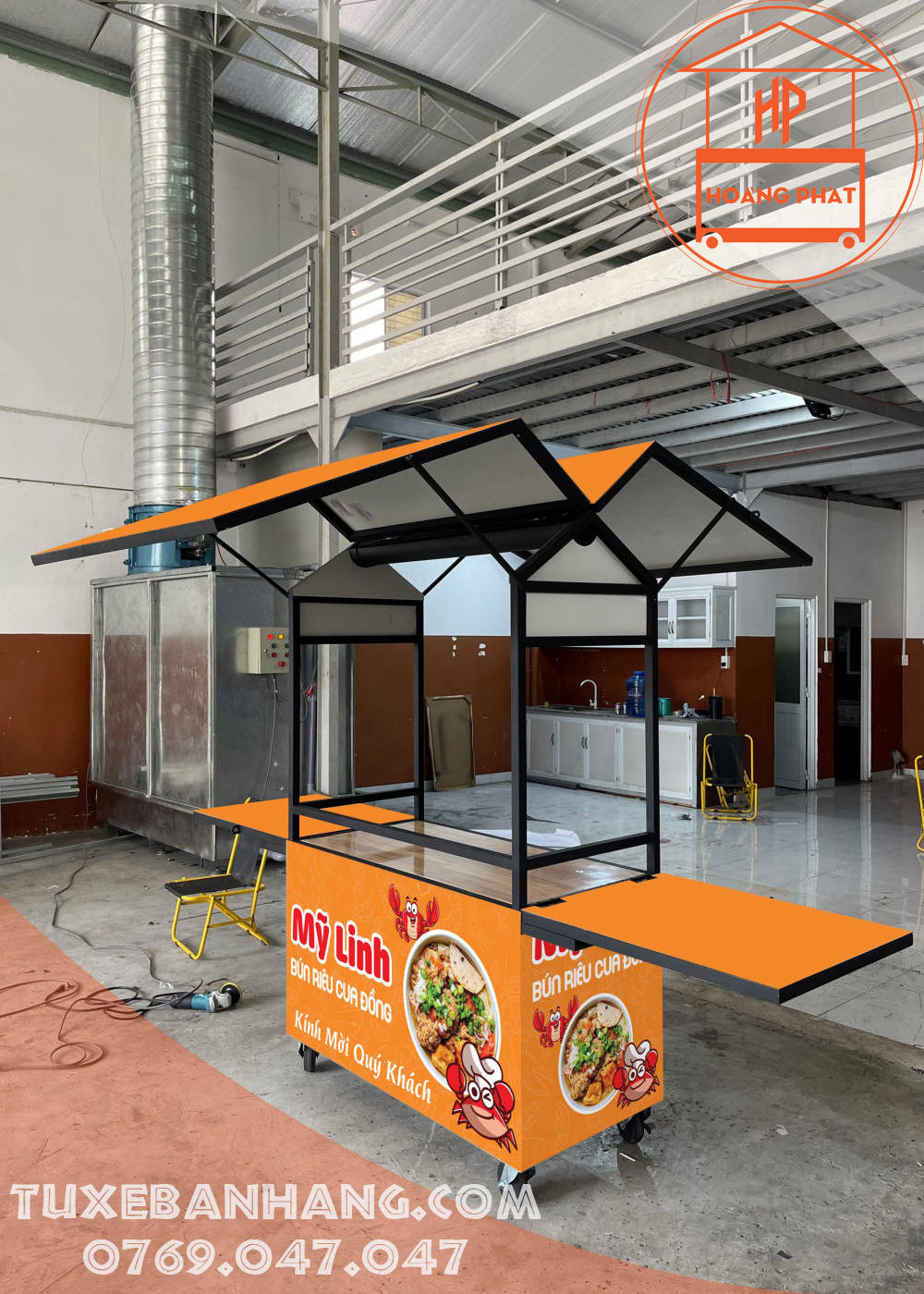 Xe bánh mì chả cá